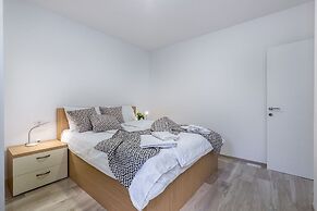 Igor - With Pool - A6