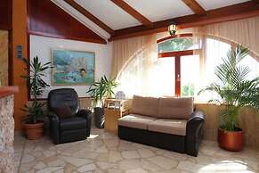 Kuzma - sea View - H