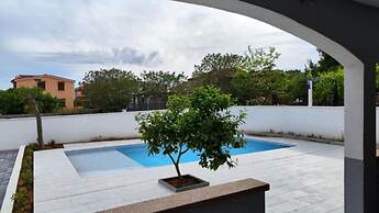 Vesna - With Pool - A1