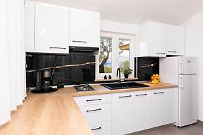 Fani - Autentic - sea View - H