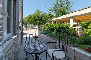 Maja - in old Town - A1