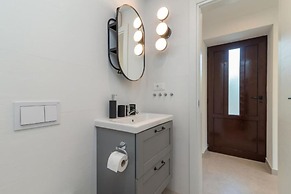 Maja - in old Town - A1