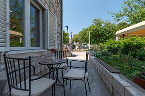 Maja - in old Town - A1