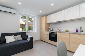 Maja - in old Town - A1