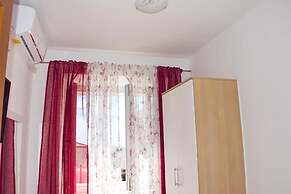 Mari - 50 m From sea - H