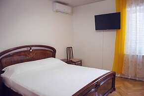 Mari - 50 m From sea - H