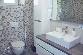 Mari - 50 m From sea - H