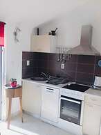 Nick - With Barbecue - A1