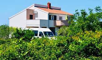 Nick - With Barbecue - A1