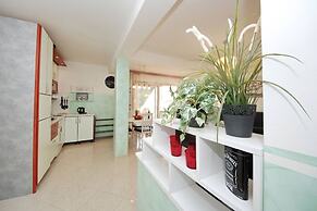 Dino - Gorgeous Garden - A2 Hvar