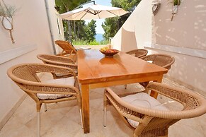 Dino - Gorgeous Garden - A2 Hvar