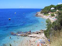 Dino - Gorgeous Garden - A3 Island