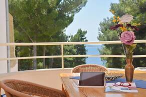 Dino - Gorgeous Garden - A3 Island