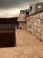 Valentino - With Pool - H