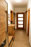 Valentino - With Pool - H