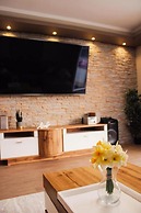 Valentino - With Pool - H