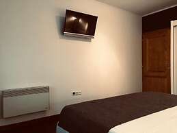 Valentino - With Pool - H