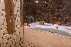 The Hera Platinum Hotel