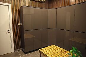 The Hera Platinum Hotel