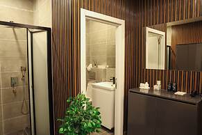 The Hera Platinum Hotel