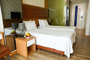 The Hera Platinum Hotel