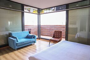 The Hera Platinum Hotel