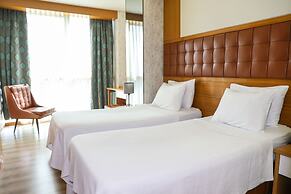 The Hera Platinum Hotel