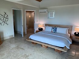 Sky Beach Club Rock House 4 Bedroom Home