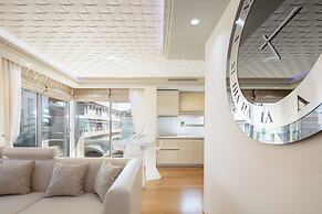 DeMaNi President Suites