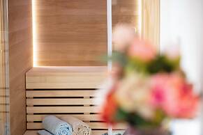 DeMaNi President Suites