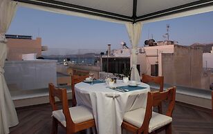 DeMaNi President Suites