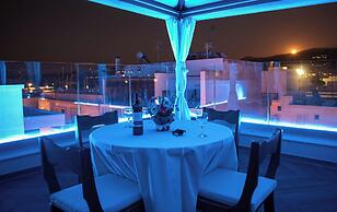 DeMaNi President Suites