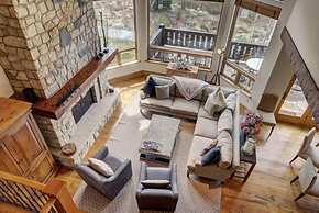 4 Bedroom Luxury Townhome in Lionshead Village