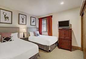 4 Bedroom Luxury Townhome in Lionshead Village