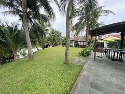 Riverside Bamboo Resort - Hoi An