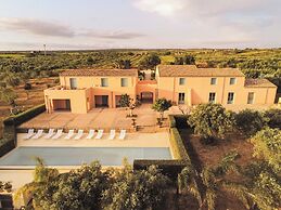 Planeta Country House & Beach Club