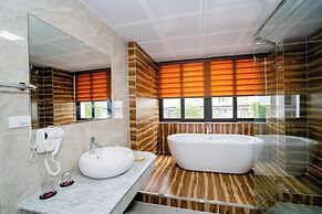 Pearl Villas Phuong Bai Chay Ha Long