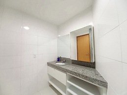 Carneiros Beach Resort
