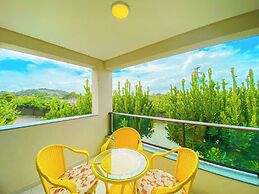 Carneiros Beach Resort