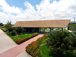 Carneiros Beach Resort