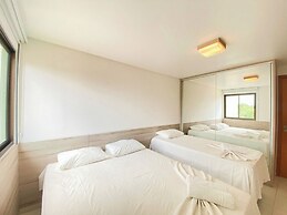Carneiros Beach Resort