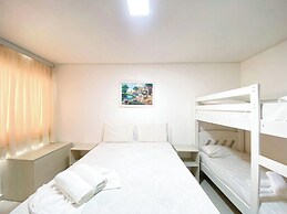 Carneiros Beach Resort