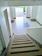 Lux Suites Seville Residency Bamburi