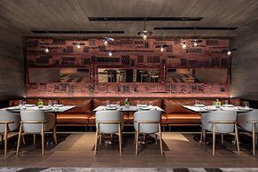 Renaissance Beijing Haidian Hotel