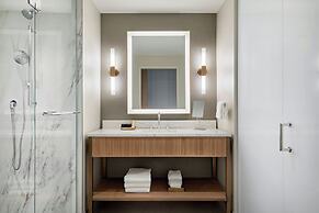 HALL Park Hotel, Autograph Collection