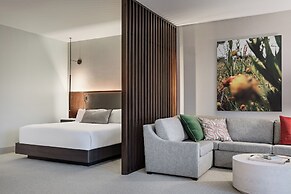 HALL Park Hotel, Autograph Collection