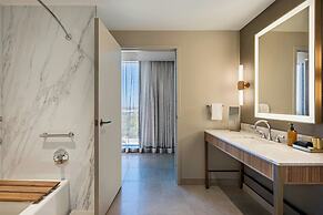 HALL Park Hotel, Autograph Collection