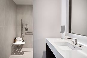 HALL Park Hotel, Autograph Collection