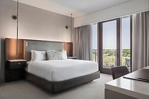 HALL Park Hotel, Autograph Collection