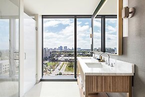 HALL Park Hotel, Autograph Collection